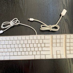 100% Genuine Apple Mac Pro 2 USB Wired Keyboard